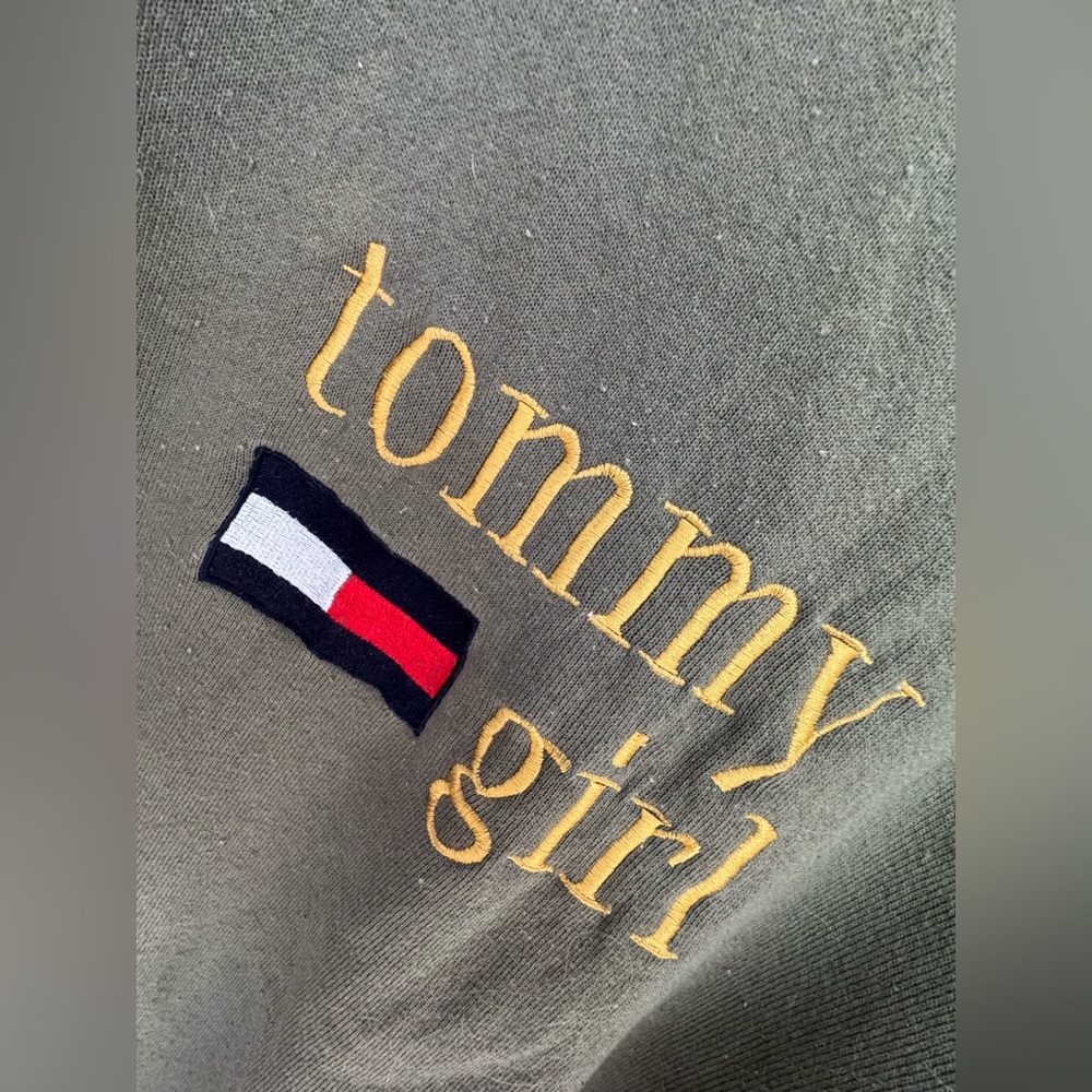 Size XL Green sweatshirt with Tommy Girl stitched Fruit of the Loom brand - Picture 4 of 9